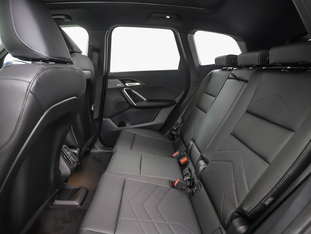 Thumbnail: 2026 BMW X1 - 21