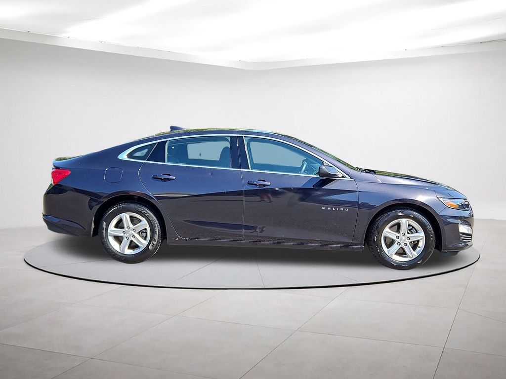2023 Chevrolet Malibu LT - 7