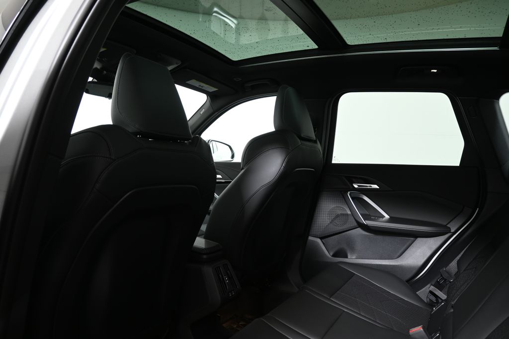 Thumbnail: 2026 BMW X1 - 31