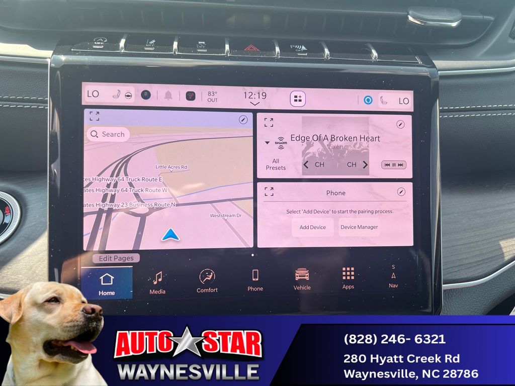 new 2025 Jeep Grand Cherokee car, priced at $47,990