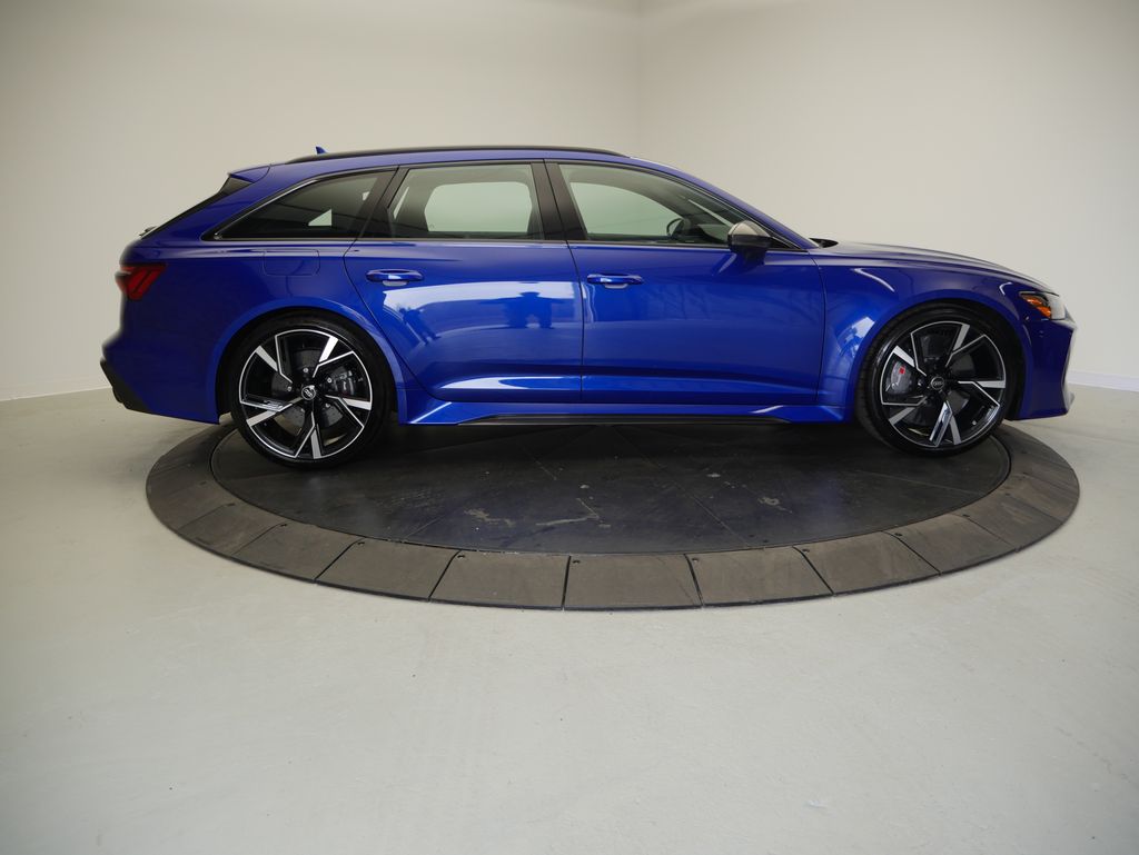 Thumbnail: 2023 Audi RS 6 - 8