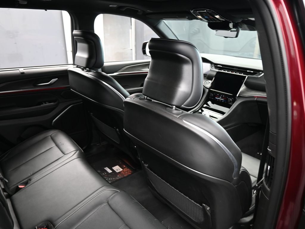 Used 2023 Velvet Red Pearlcoat Jeep Overland image 47