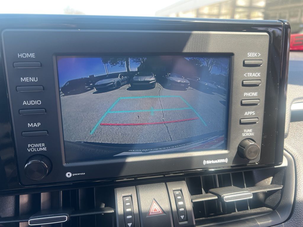 2022 Toyota RAV4 XLE Premium photo