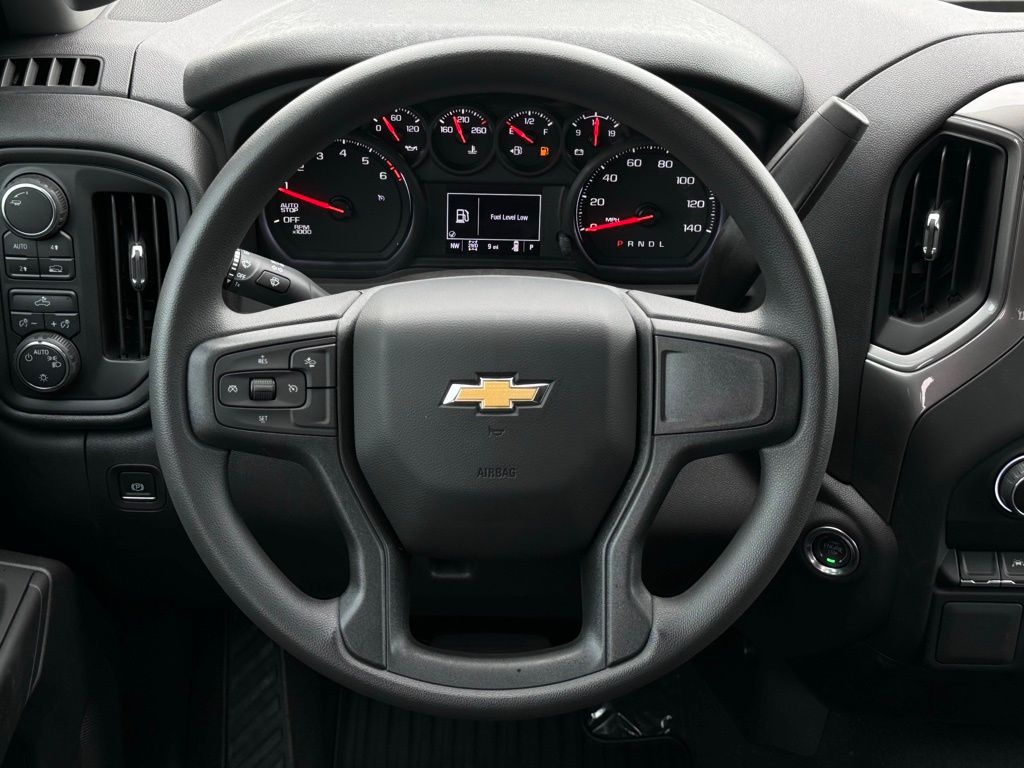 2024 Chevrolet Silverado 1500 Custom 17