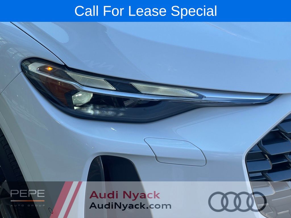 Used 2025 White Audi  image 21