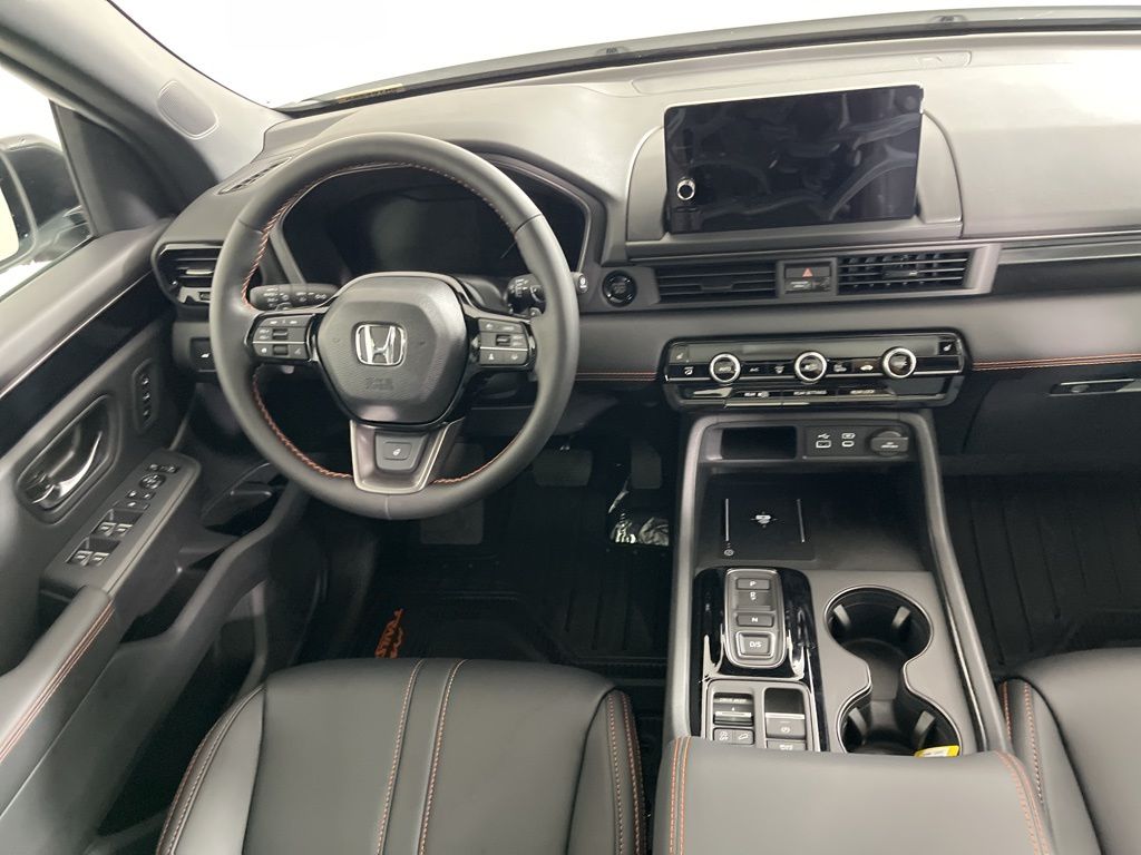 Thumbnail: 2025 Honda Pilot - 15