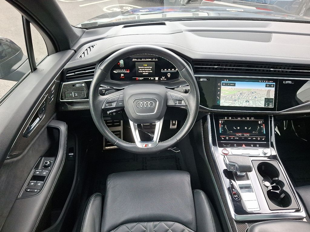 Thumbnail: 2023 Audi SQ7 - 11