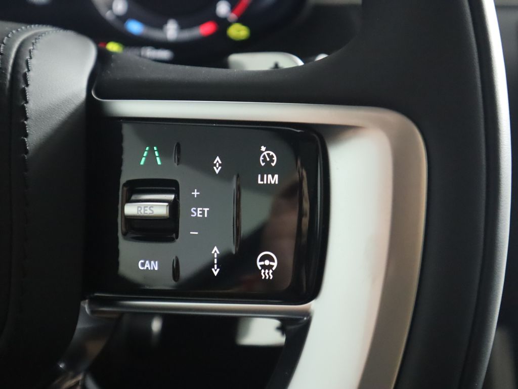 Thumbnail: 2025 Land Rover Range Rover - 13