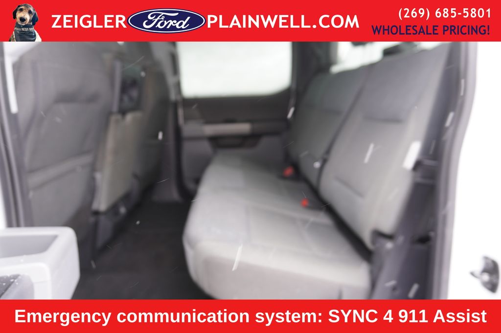 View vehicle photo 6