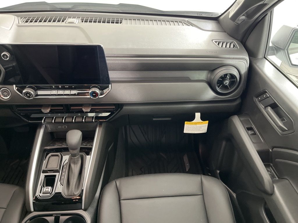 Thumbnail: 2026 Chevrolet Colorado - 14