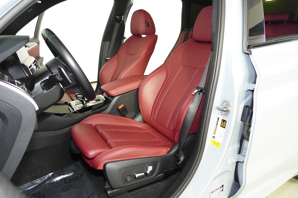 Thumbnail: 2022 BMW X3 - 22