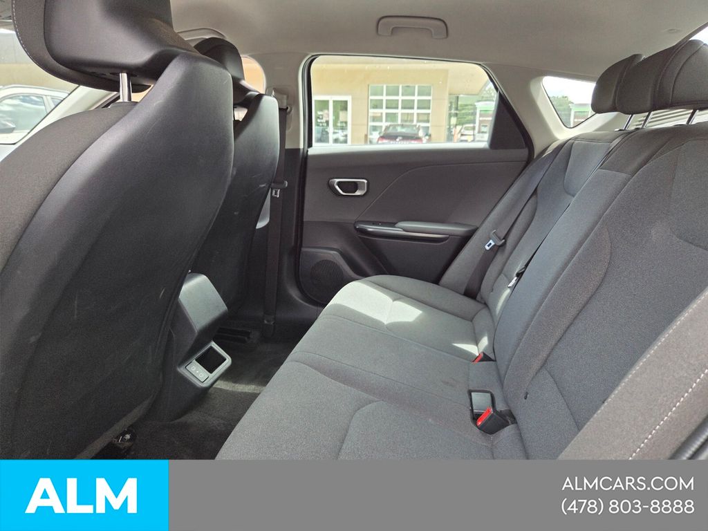 Used 2025 Gray Kia LXS image 5
