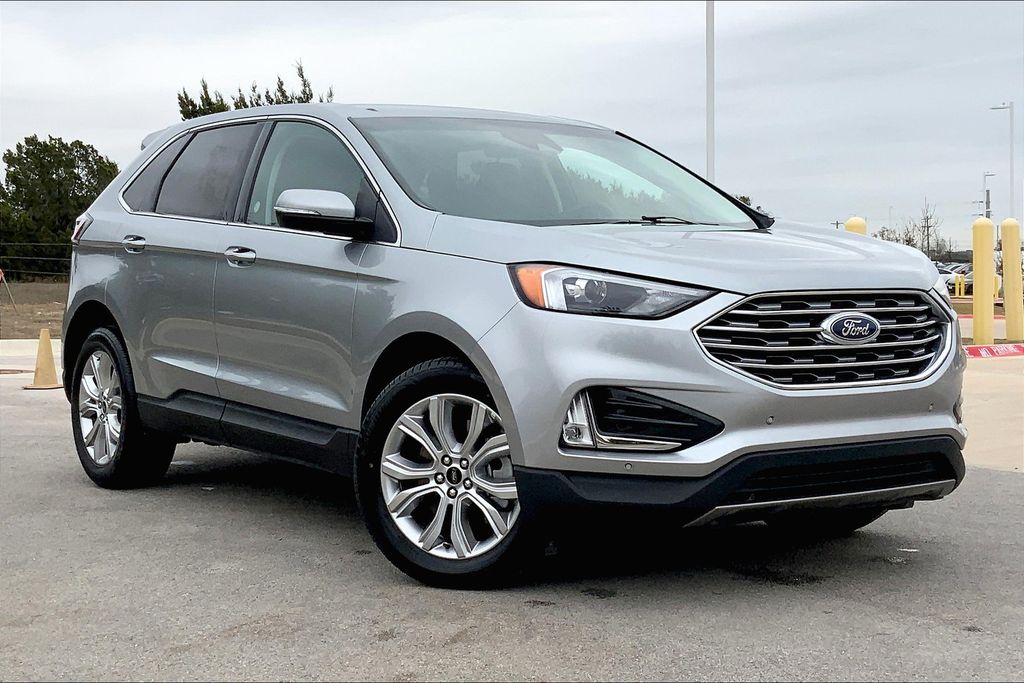 2024 Ford Edge Titanium 11