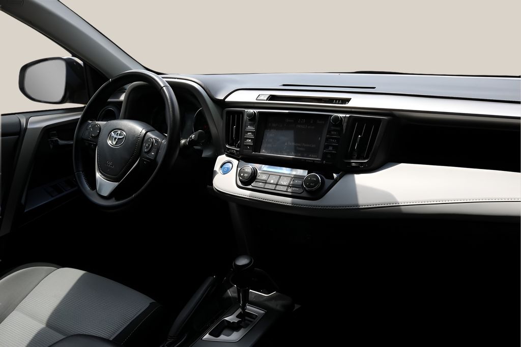 Used Car 2017 Toyota Rav4 Hybrid  Xle For Sale Under $25,000 In Austin, Texas