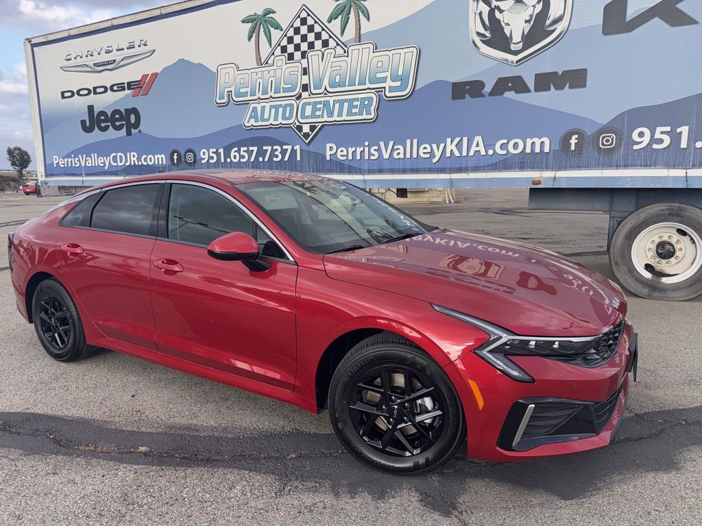 2025 Kia K5 LXS