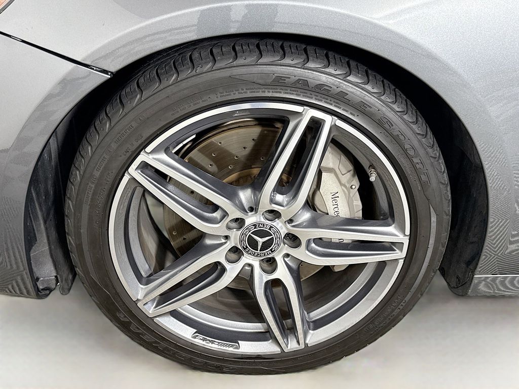 Thumbnail: 2019 Mercedes-Benz E-Class - 30