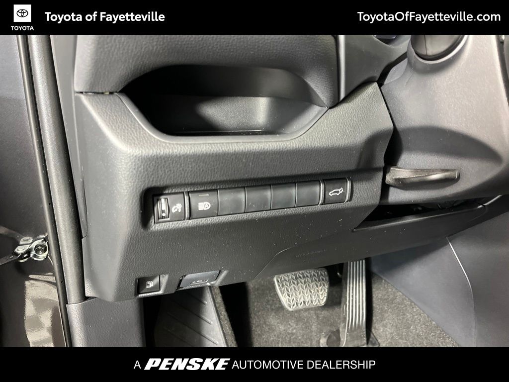 Thumbnail: 2025 Toyota RAV4 - 27