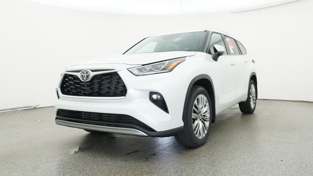 Thumbnail: 2026 Toyota Highlander - 20