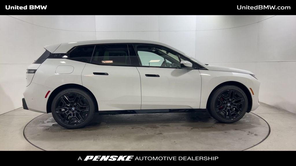 Thumbnail: 2026 BMW iX - 9