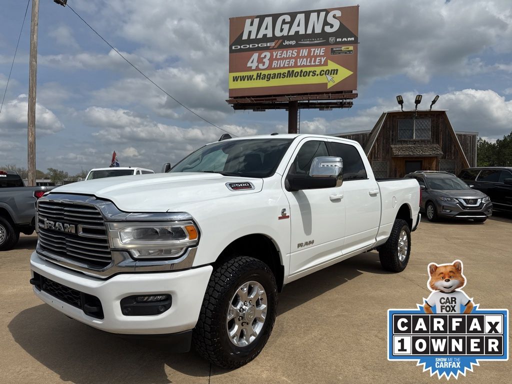 Bright White Clearcoat 2024 RAM 2500 Laramie Crew Cab 4WD Pickup Truck Four-Wheel Drive 6-Speed Automatic