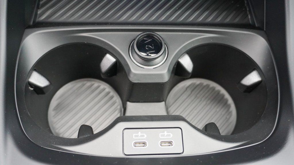 2026 BMW 2 Series M235 - Photo 18