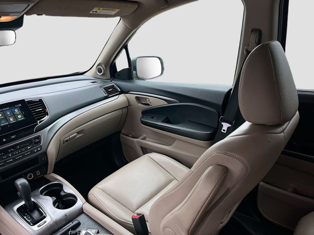 2020 Honda Pilot EX-L - Photo 23