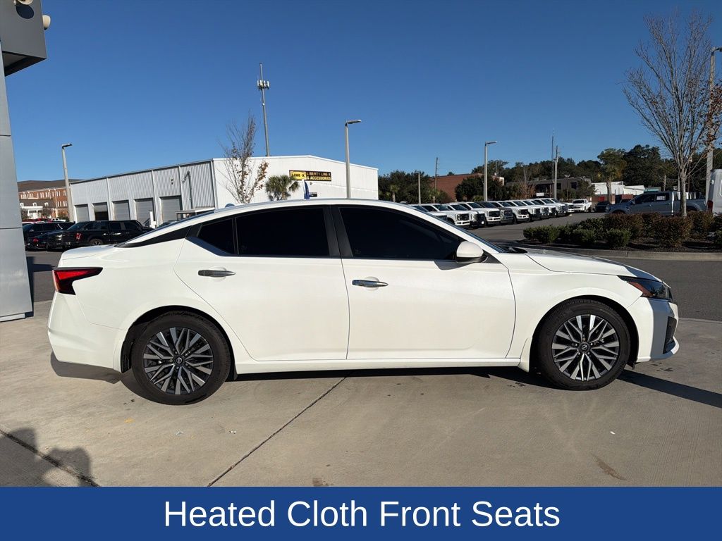 2023 Nissan Altima SV FWD