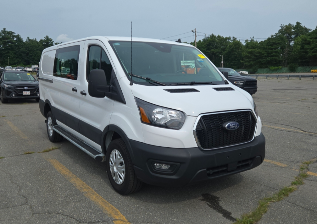 2025 Ford Transit Cargo 250 Low Roof RWD
