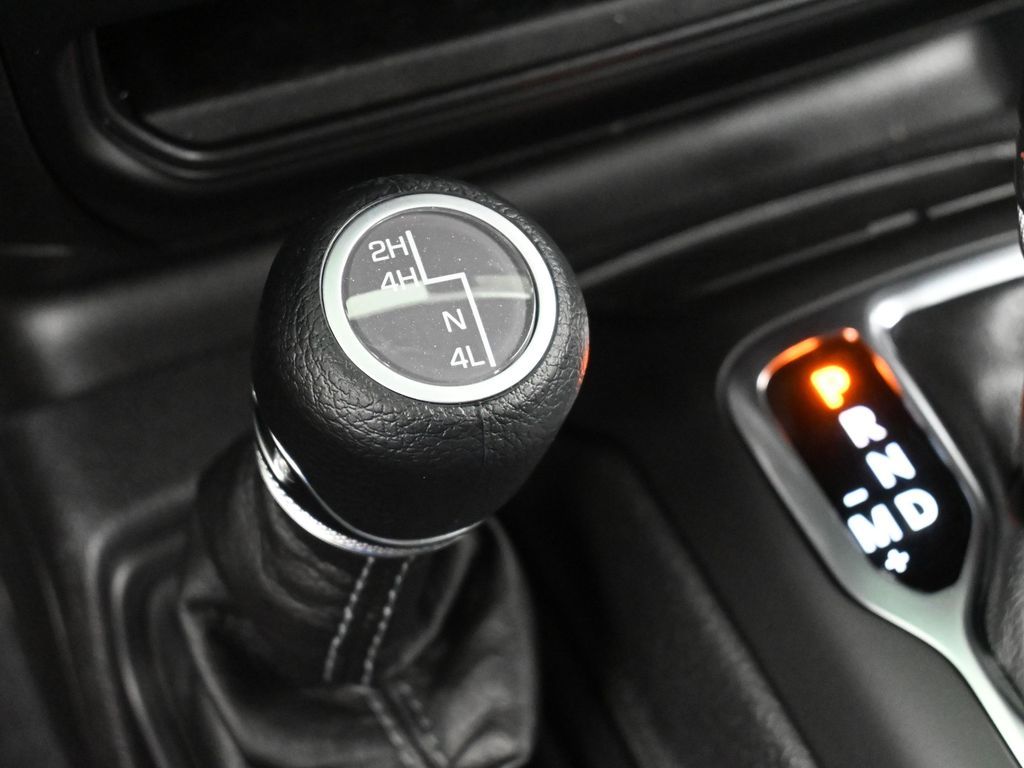 New 2026 Mojito Clearcoat Jeep Sport image 22