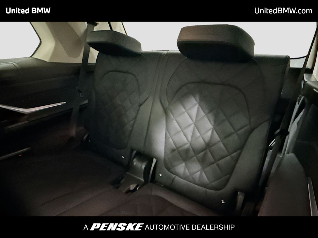 Thumbnail: 2024 BMW X7 - 14