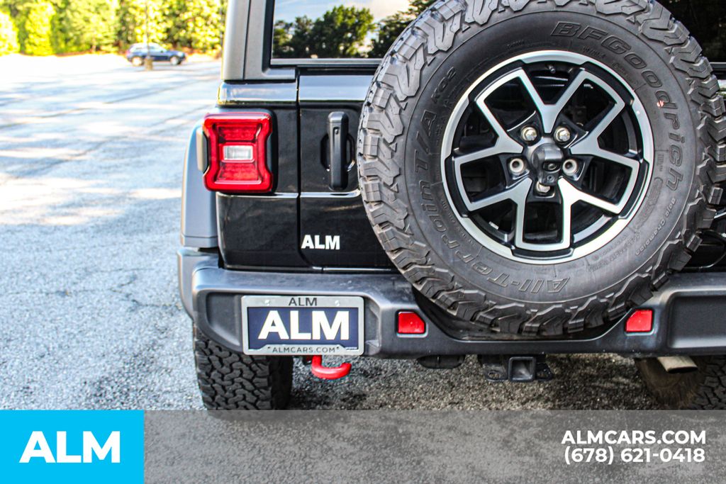 Used 2025 Black Jeep Rubicon image 12