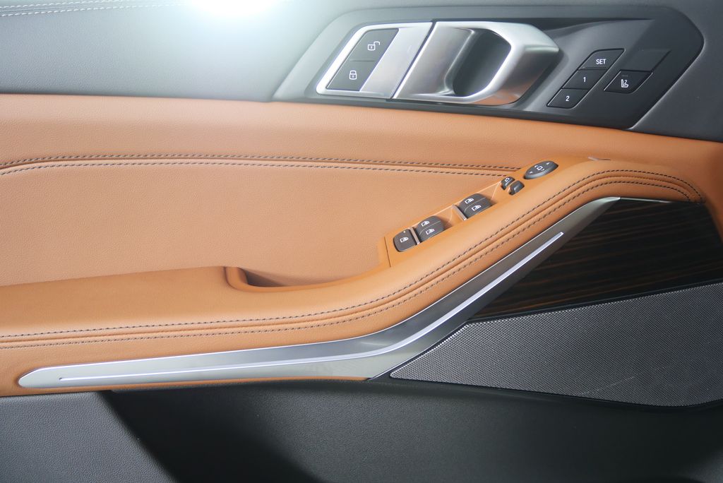 Thumbnail: 2026 BMW X5 - 8