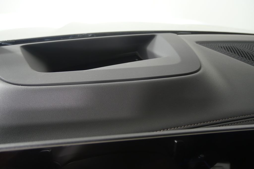 Thumbnail: 2026 BMW X5 - 19