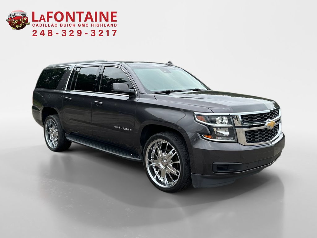 2018 Chevrolet Suburban LT 3