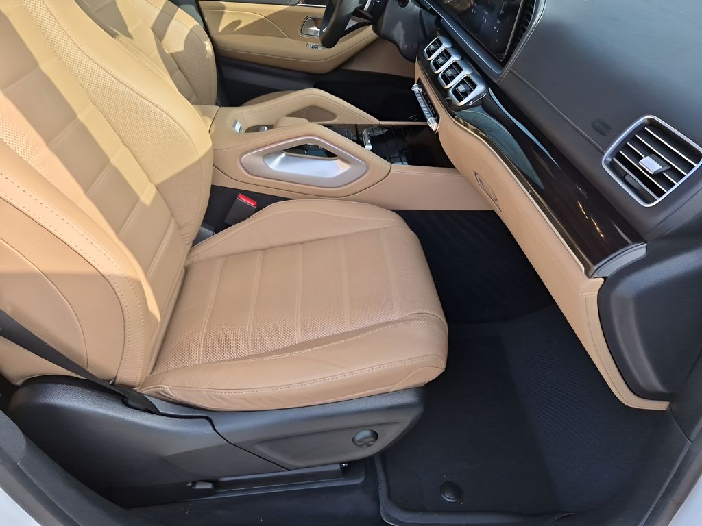 Used Car 2024 Mercedes-benz Gls  Gls 450 For Sale Under $80,000 In Austin, Texas