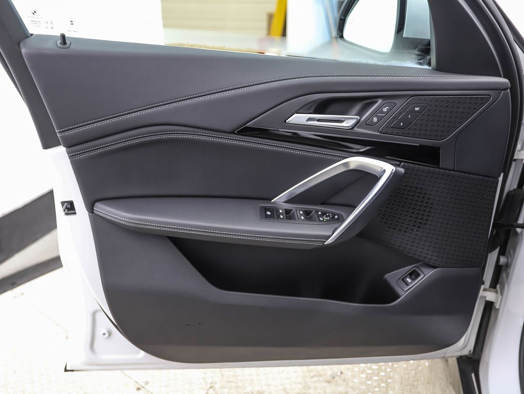 Thumbnail: 2023 BMW X1 - 9