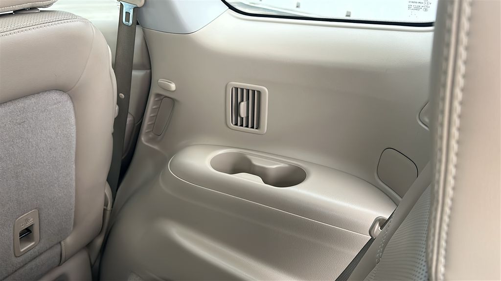 2014 Nissan Pathfinder Platinum White at Toyota of Kenner