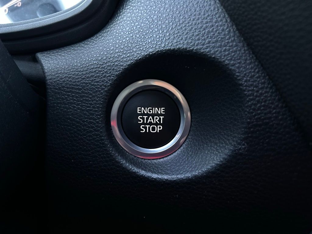 Thumbnail: 2023 Toyota Corolla Cross - 27