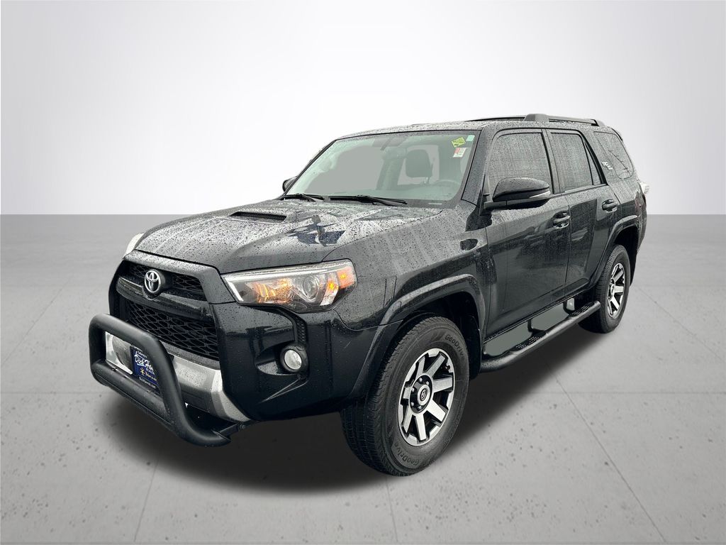 Used 2019 Toyota 4Runner TRD Off-Road with VIN JTEBU5JR7K5702986 for sale in Gladstone, OR