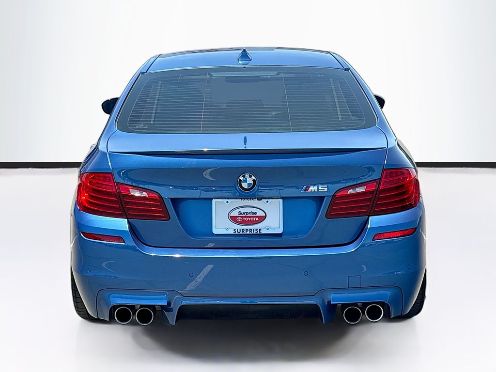 Thumbnail: 2016 BMW M5 - 6