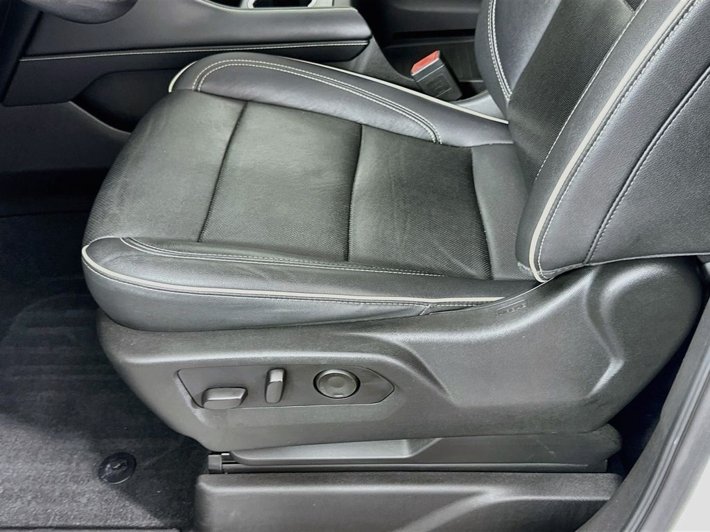 Thumbnail: 2021 GMC Yukon - 18
