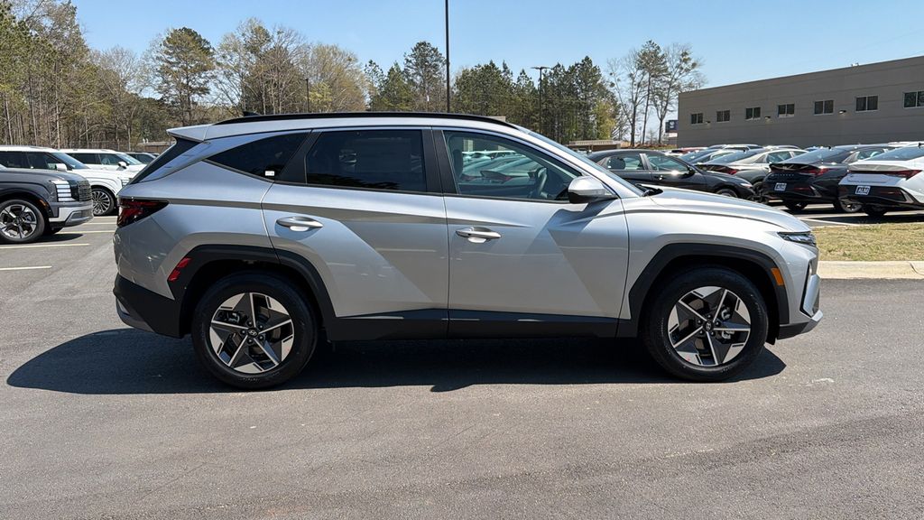 New 2026 Silver Hyundai SEL image 5
