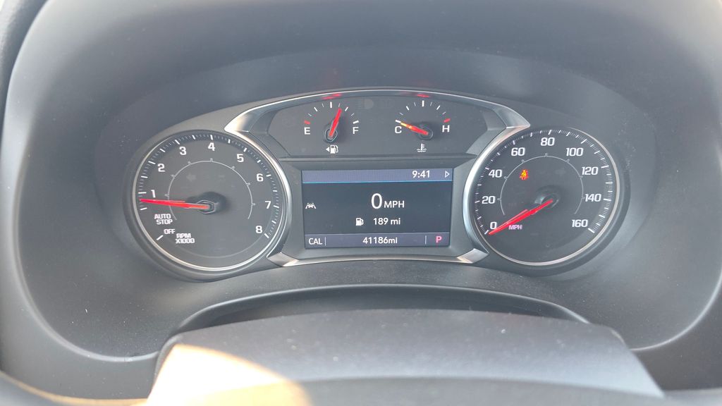 2024 GMC Terrain SLT - Photo 17