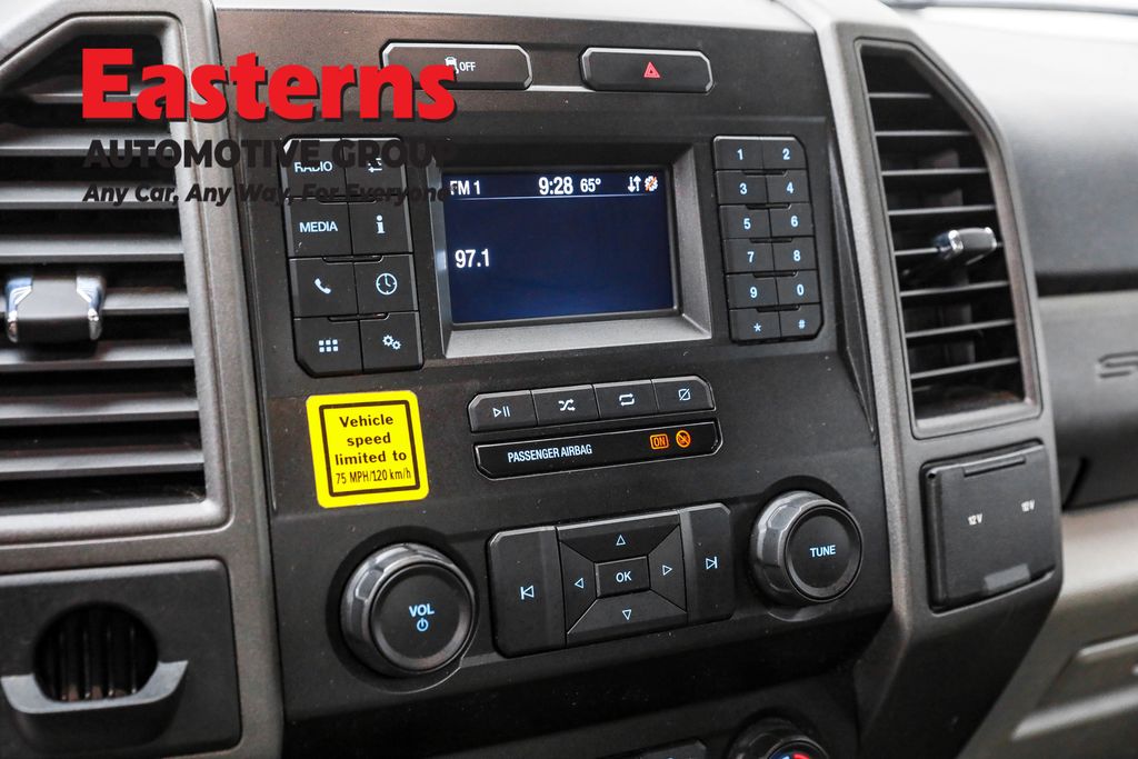 Used 2020 White Ford XL image 19