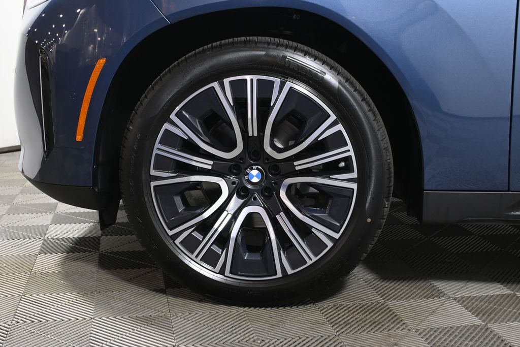 Thumbnail: 2026 BMW X3 - 12