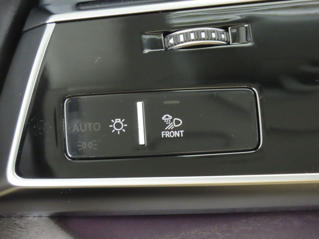 Thumbnail: 2026 Audi Q7 - 18