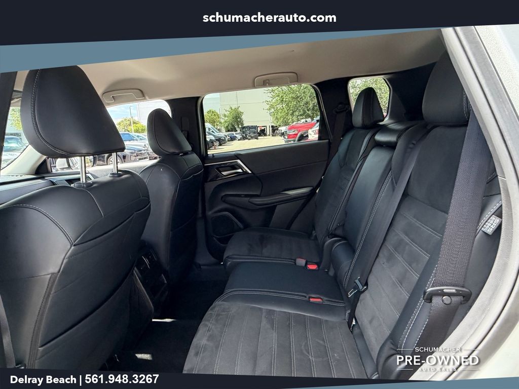 used 2024 Mitsubishi Outlander car, priced at $23,598
