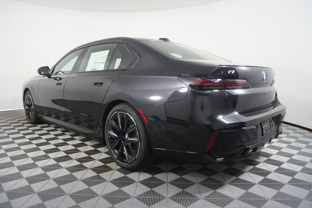 Thumbnail: 2026 BMW i7 - 5