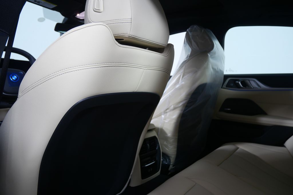 2025 BMW i4 eDrive40 16