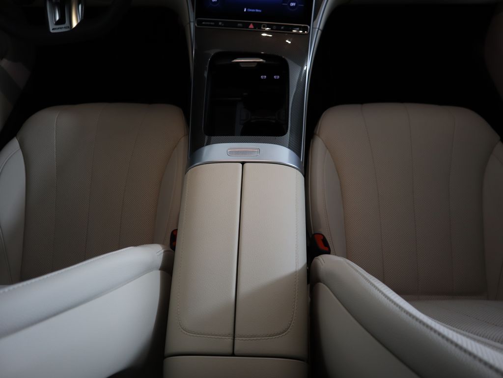 Thumbnail: 2025 Mercedes-Benz CLE - 17